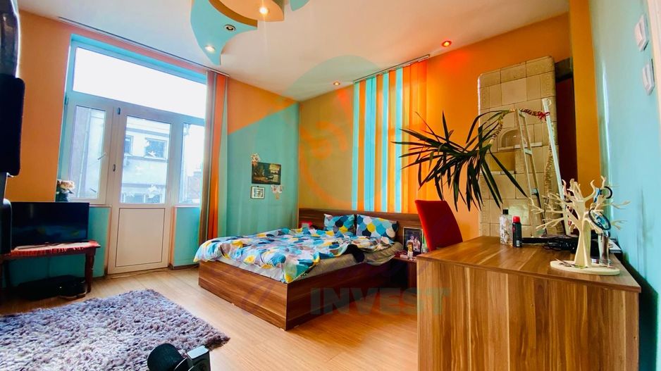 Casa singura in curte - Poză 7