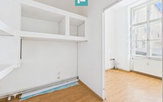 Apartament luminos cu 3 camere ultracentral - Arad - Poză 10
