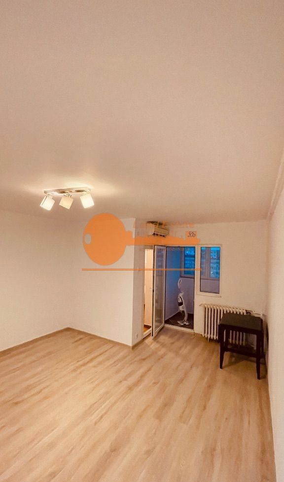 Garsoniera Drumul Taberei ( 1980 ) - Poză 1