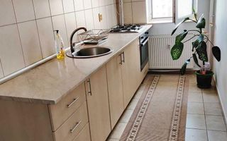 Garsoniera la 3 minute de Metrou Crangasi (Bloc Reabilitat) - Poză 1