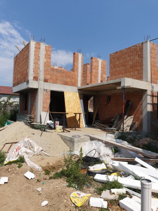 De Vanzare Casa in stil mediteranean in Stefanesti - Poză 13