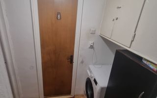 Apartament cu 3 camere in zona Crangasi - Poză 9