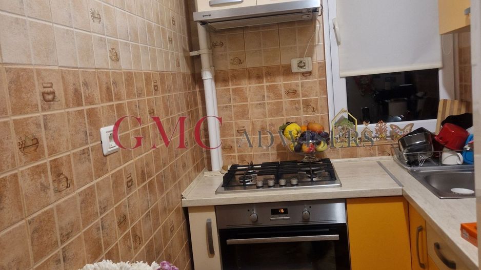 Apartament 4 camere Drumul Taberei - Poză 2
