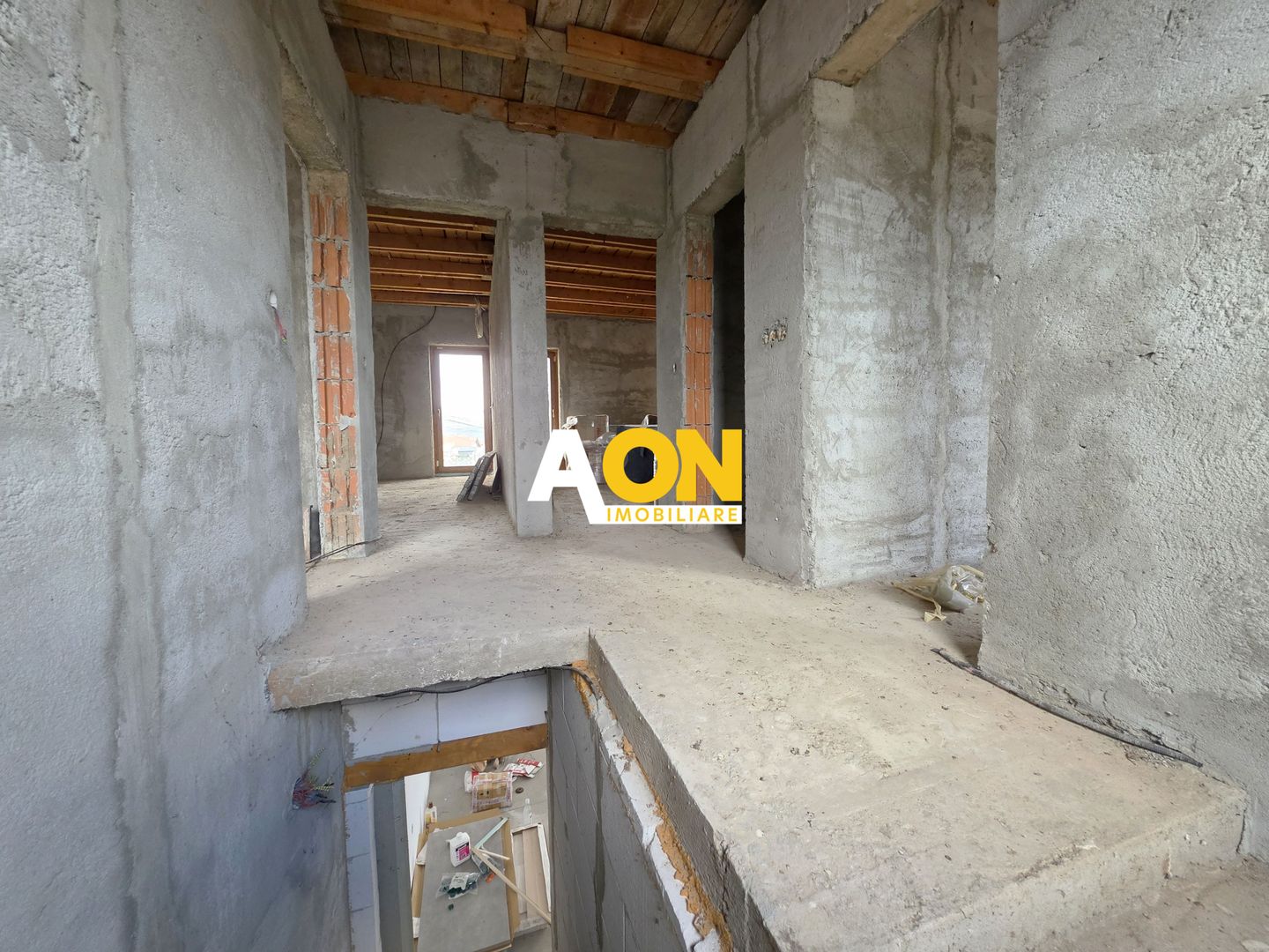 Casa semifinisata, 5 camere, 571 mp teren, Micesti - Poză 11