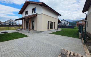 Casă 4 camere 120 mp/utili, teren generos 500 mp, Cristian/Brasov - Poză 1