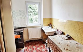 Zona Garii Apartament 3 camere, etaj 3/4, insorit, liber, 119900 euro - Poză 13