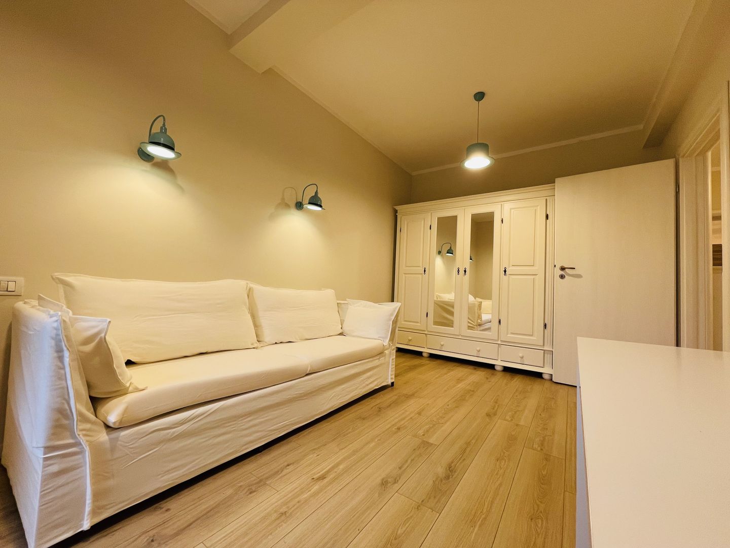 OFERTA INCHIRIATA - Casuta cu suflet, langa Padure | Segmentul Premium - Poză 28