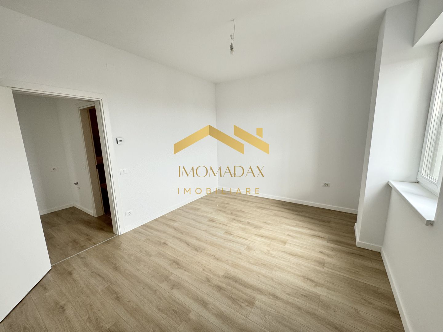 Apartament- 2 camere -1 loc de parcare - Poză 6