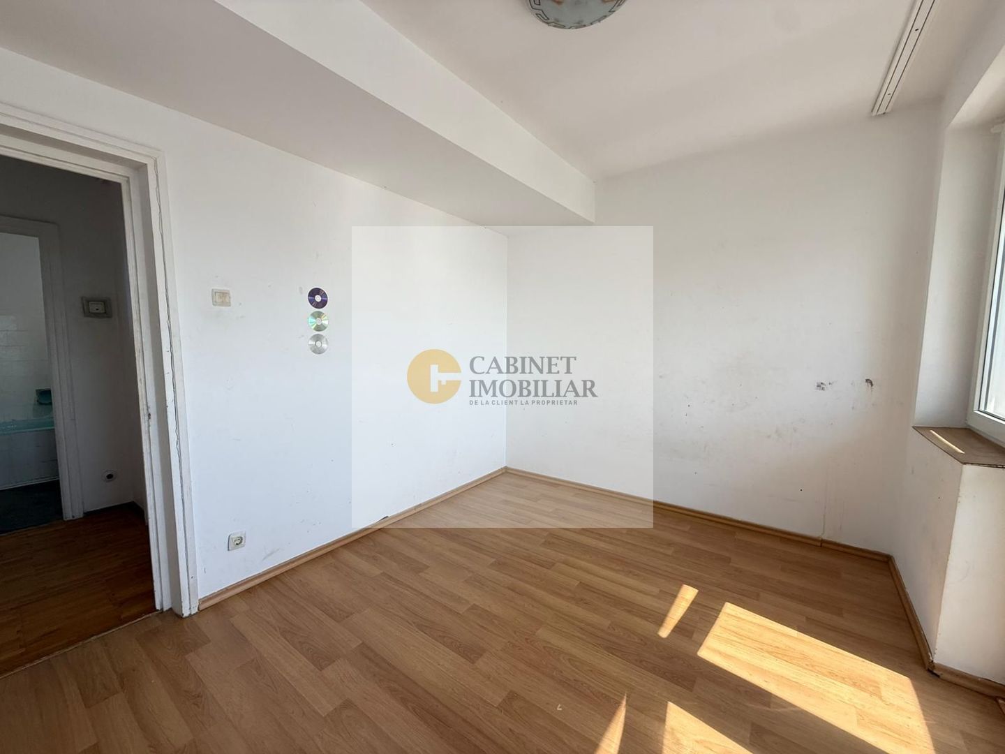 3 camere I Gara de nord I Creditabil I 1962 - Poză 9