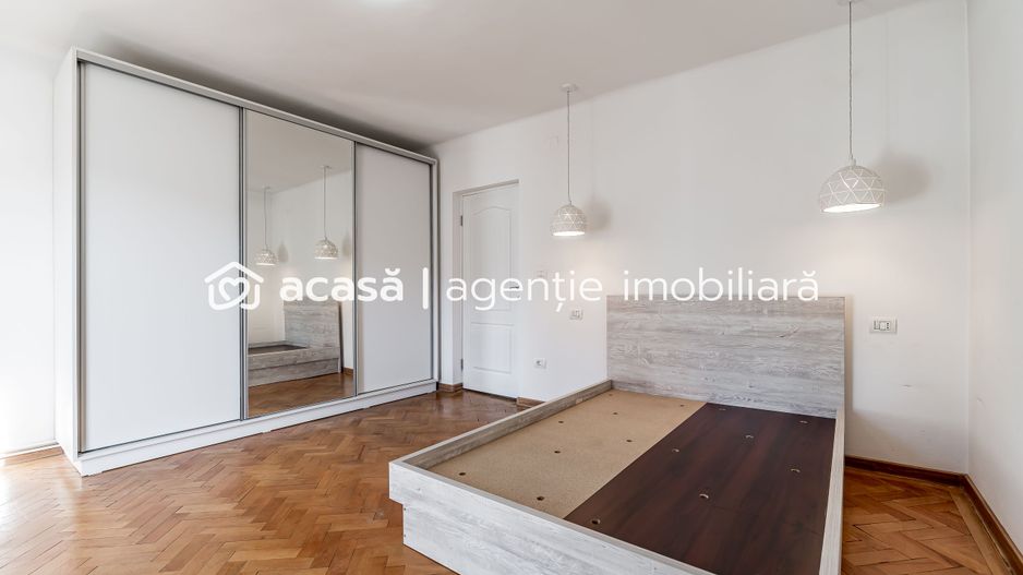 VANDUT! Apartament 2 camere decomandat, Podgoria - COMISION 0 - Poză 2