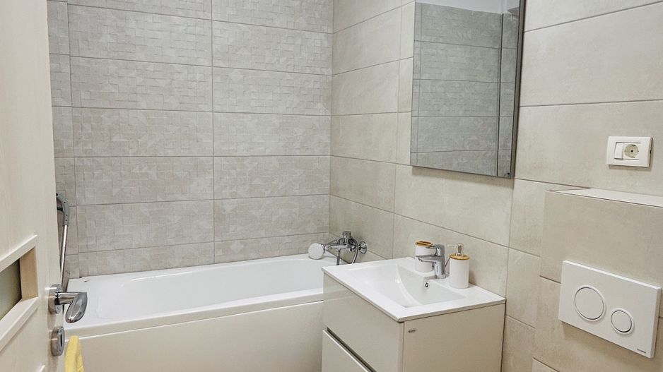 Apartament 2 camere tip studio, loc parcare subteran, prima inchiriere - Poză 3