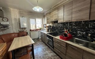 Apartament spatios cu 4 camere | Zona Sagului - Poză 9