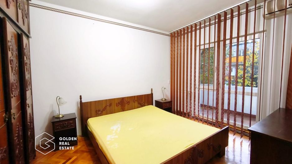 Apartament spatios cu 2 balcoane, centrala proprie, zona Micalaca - Poză 5