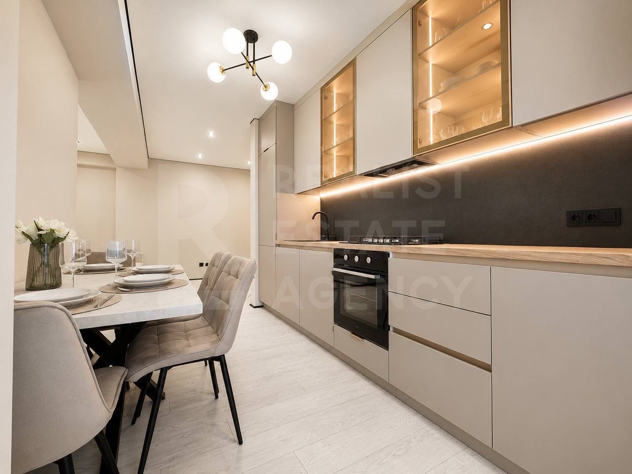 Vânzare, apartamnet 2 camere + living, str. Ialoveni, Telecentru - Poză 2