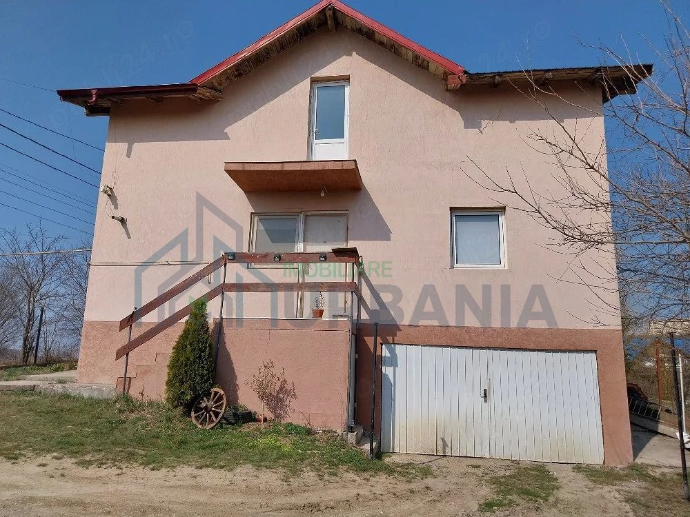 Casă cu teren de vânzare în Dealul Zorilor, Iași - Poză 2