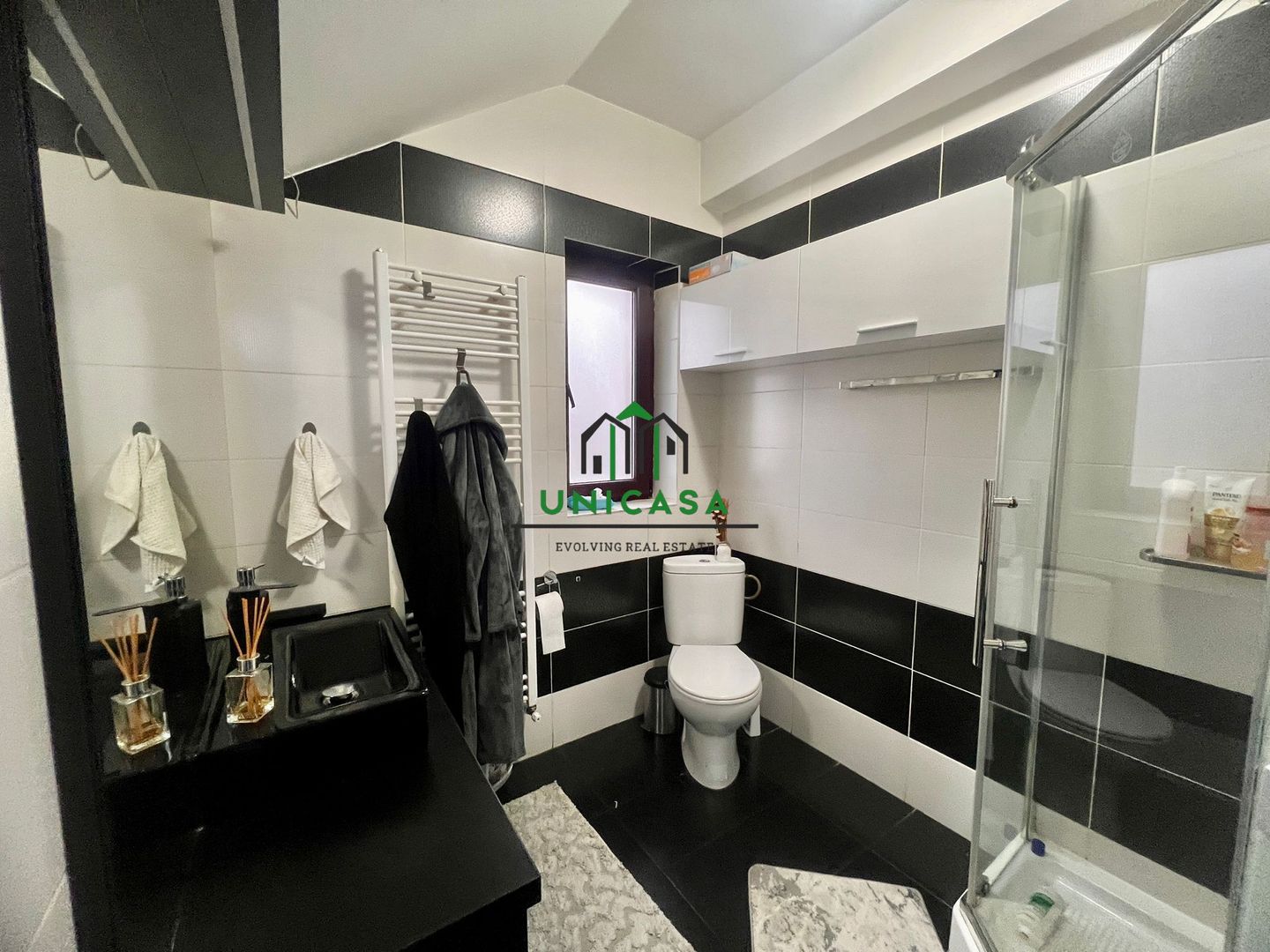 Casa 4 camere/Ostroveni/Teren 400 mp - Poză 3