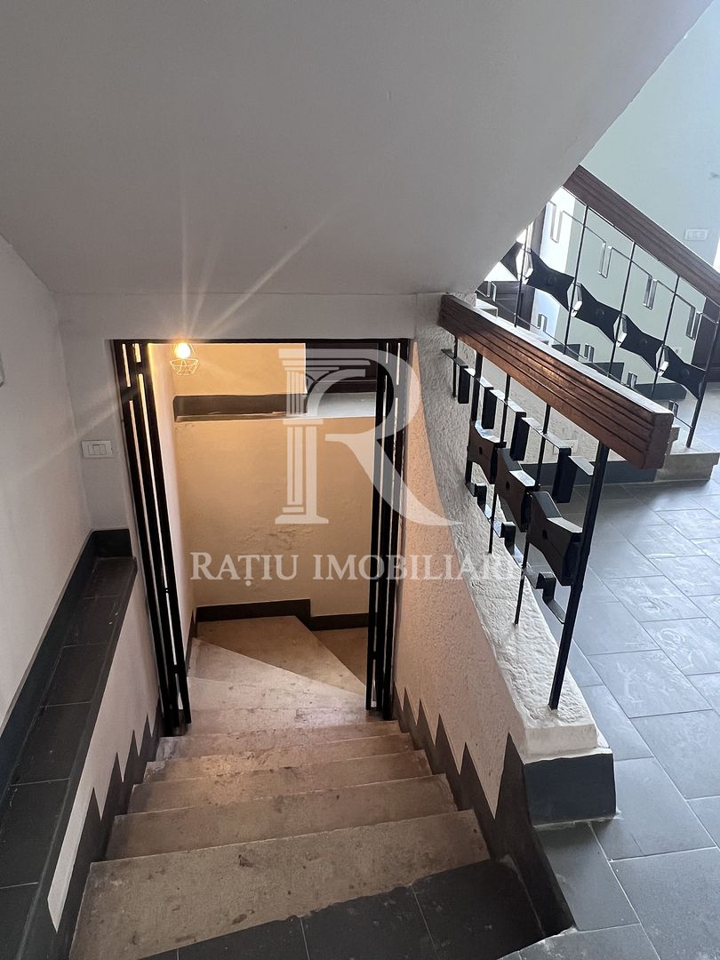 Spațiu Comercial în Imobil Istoric | Locație Ultracentrală | Oradea - Poză 14