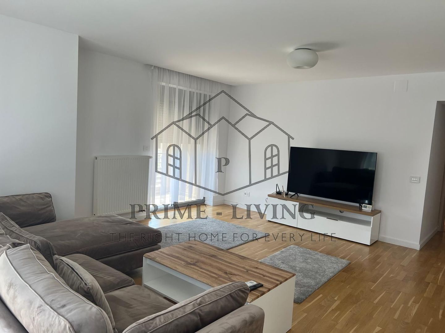 APARTAMENT CU 4 CAMERE LA INCHIRIERE IN COMPLEX REZIDENTIAL IN SISESTI - Poză 2