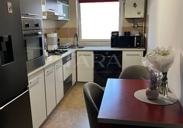 Apartament 2 camere decomandat, 57 mp + parcare, Florești. - Poză 4