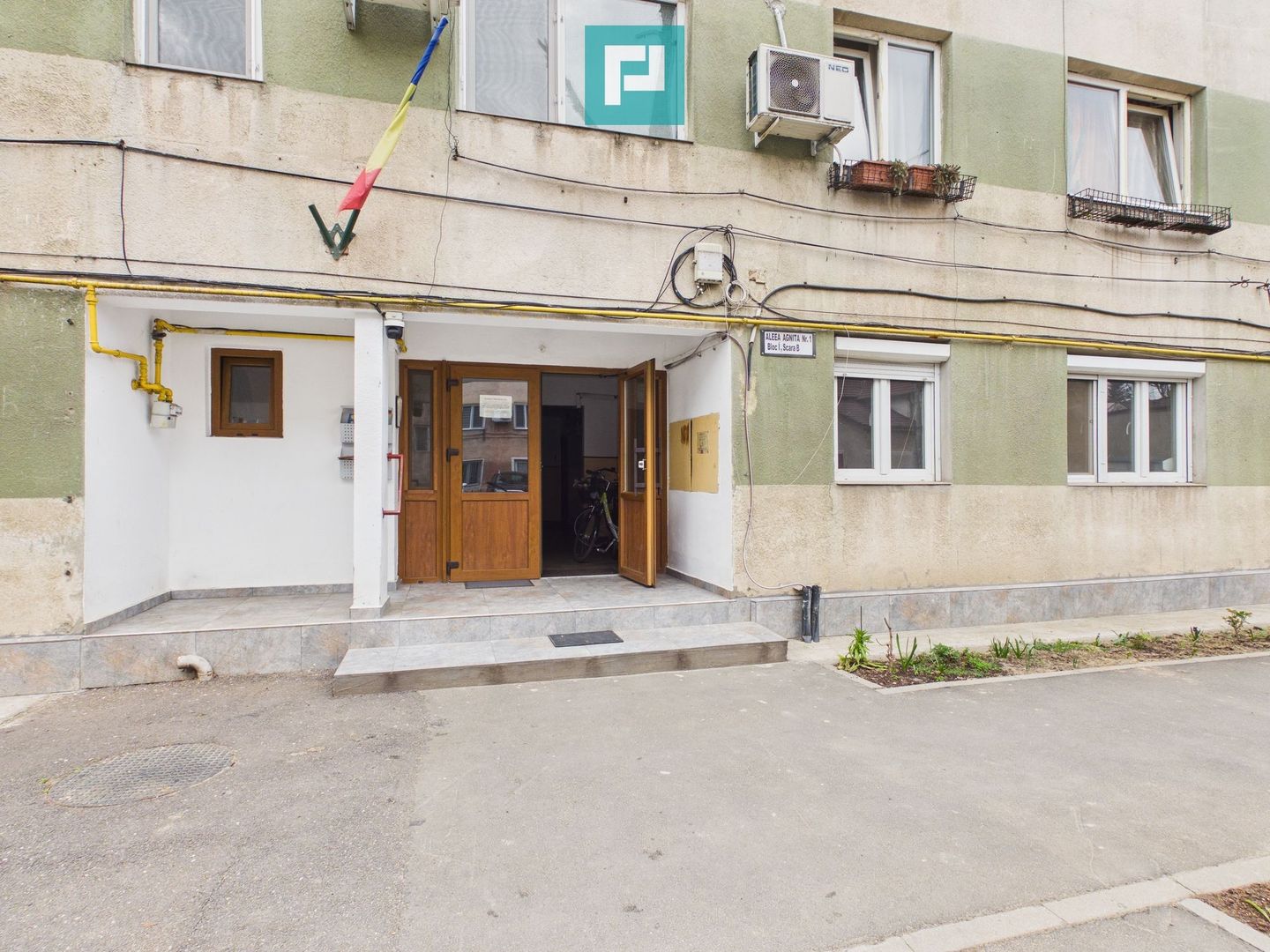 Apartament cu 4 camere în zona Ared Kaufland - Poză 7