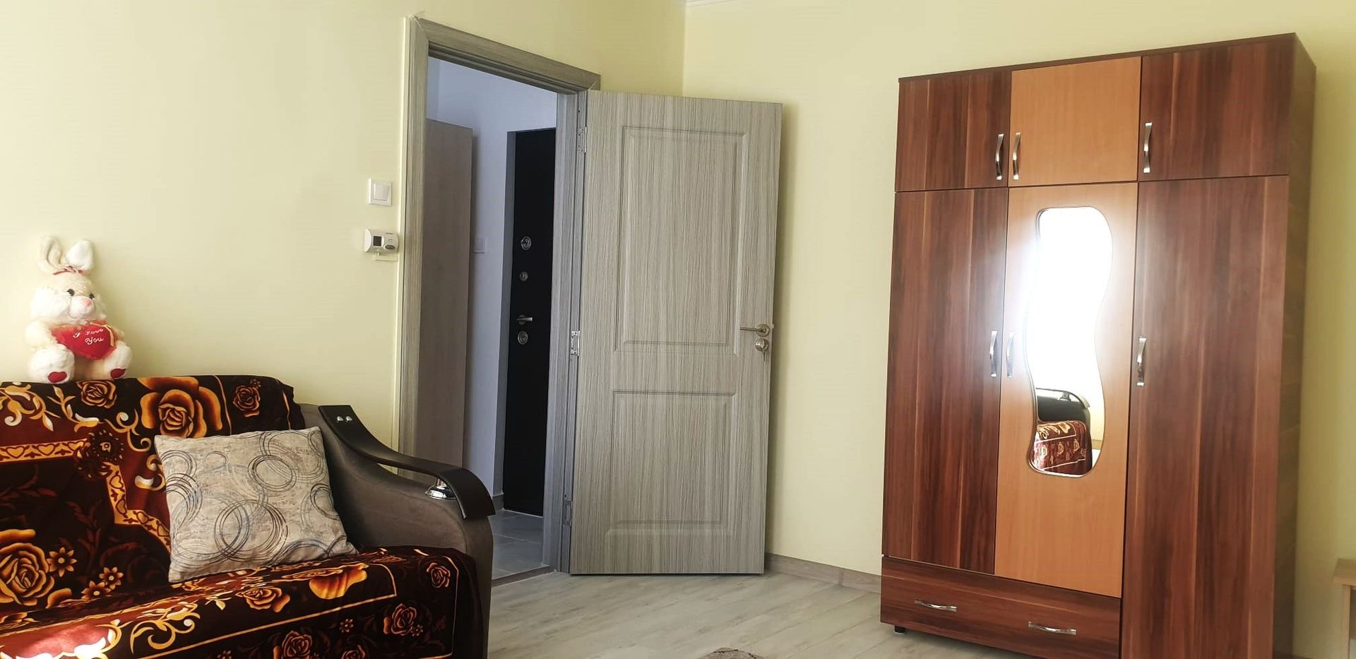 Garsoniera de inchiriat Astra - Poză 1