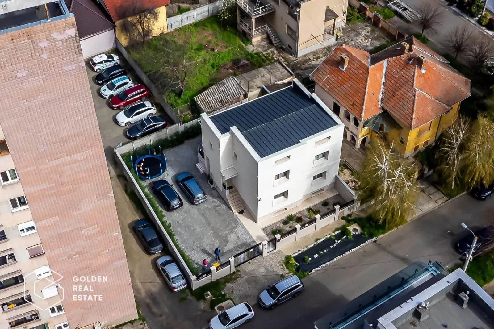 Cladire moderna in cartier exclusivist Romanilor, strada 9 Mai - Poză 8