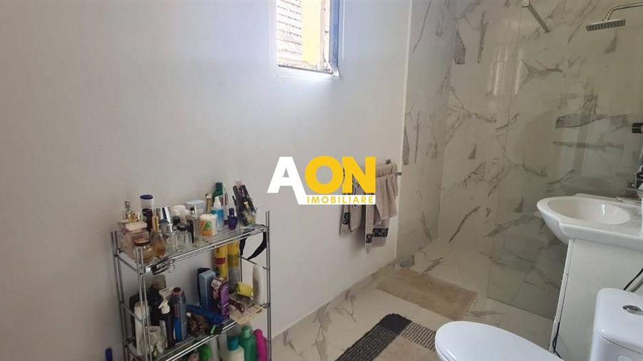 De vanzare casa 5 camere 800 mp teren Oarda de Jos - Poză 11