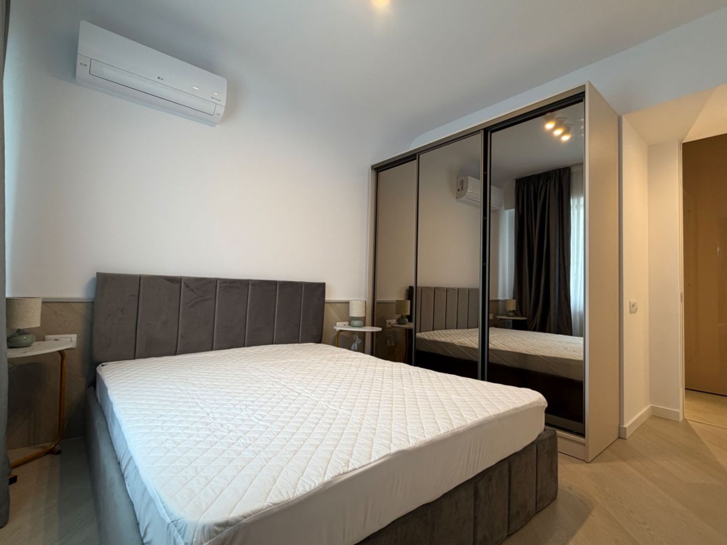 Apartament de inchiriat | Parcare | Cortina North - Poză 8