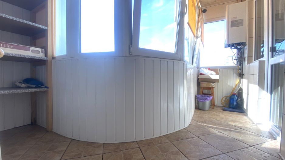Vanzare apartament cu 4 camere luminos, vedere deschisă-Targoviste-M5 - Poză 12