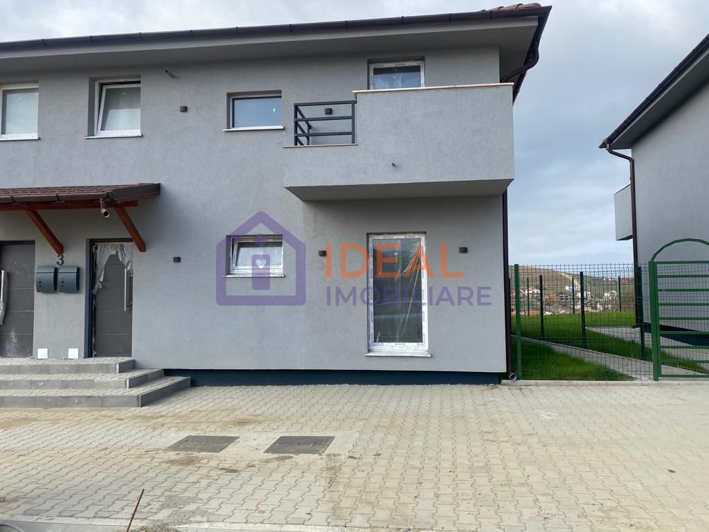 Casa tip Duplex in Sura Mare- Comision 0% - Poză 1