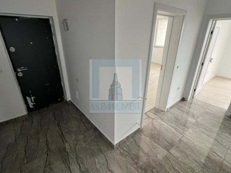 Apartament 2 camere, 58 mp + gradina 348 mp - zona Sanpetru - Poză 5