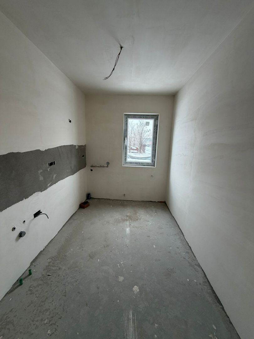 AP. 3 CAMERE STEJARULUI, FINALIZARE MARTIE, CURTE 150 MP, COMISION 0% - Poză 8