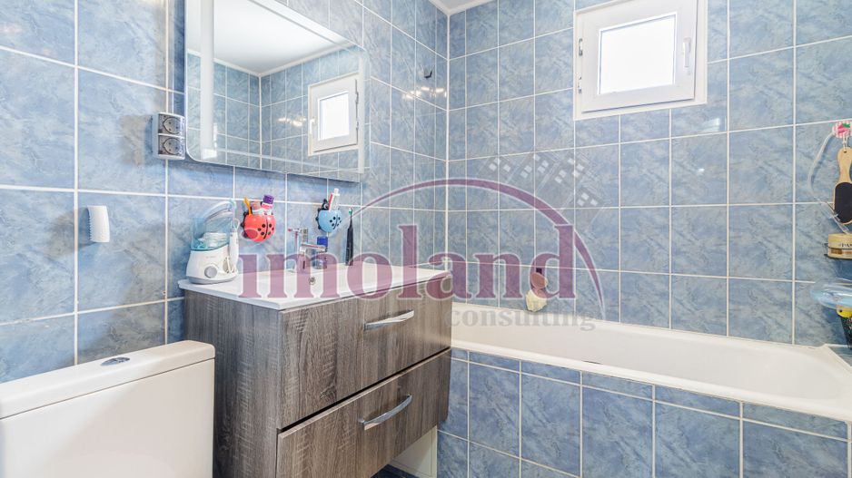 Apartament - 3 camere cu centrala proprie - Vanzare - Pta Rahova - Poză 8