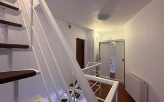 Apartament pe 3 niveluri cu 3 camere si pod amenajat in Manastur - Poză 8