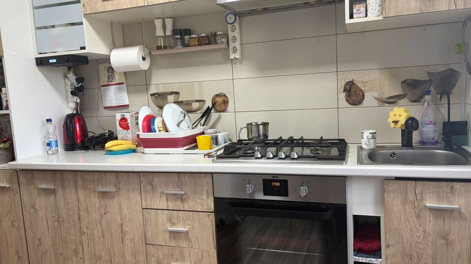 Apartament cu trei camere, zona Straduintei, 95.000€ negociabil - Poză 18