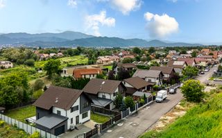 Vila cu 4 dormitoare, panouri, garaj, Stupini, comision 0 - Poză 5