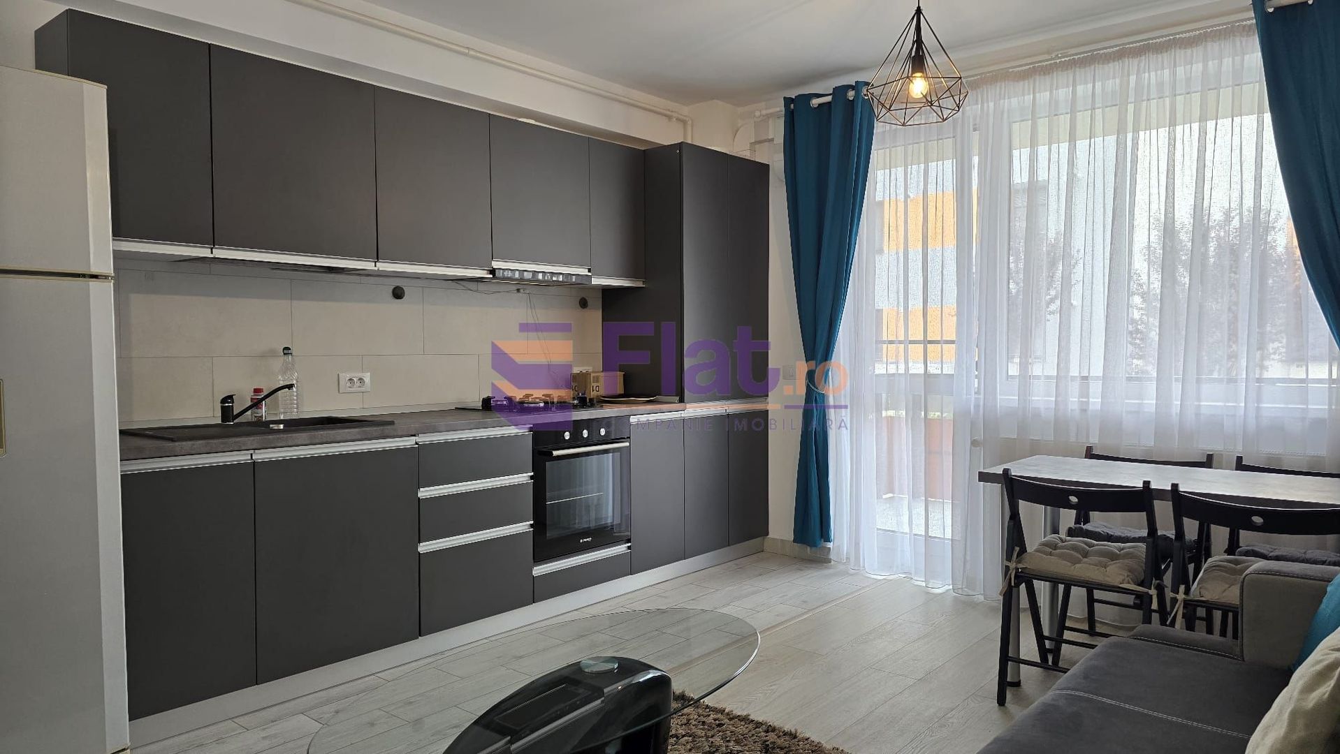 2 Camere Studio Modern In Grandis Residence – Tractorul, Coresi - Poză 1