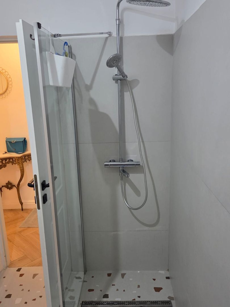 2 camere Romana - Amzei, centrala proprie, totul nou, lux! - Poză 13