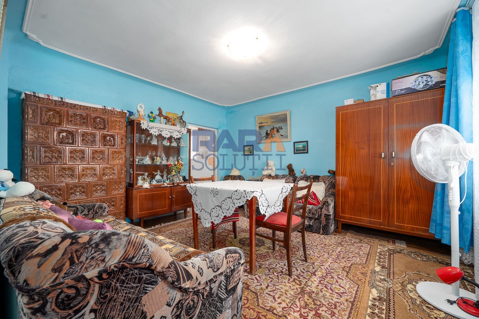 Casă în Roman, din cărămidă - Poză 3