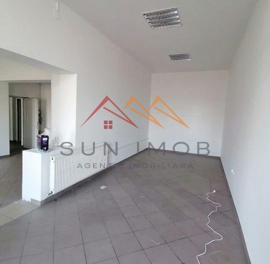 Spatiu de inchiriat, 327mp, curte, 380, CT, parcare, Campina, Prahova - Poză 12