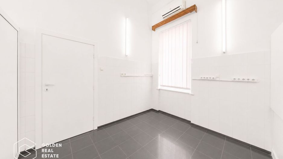 Cabinet medical, 200mp, parter+subsol-Policlinica Speciala, Boul Rosu - Poză 11