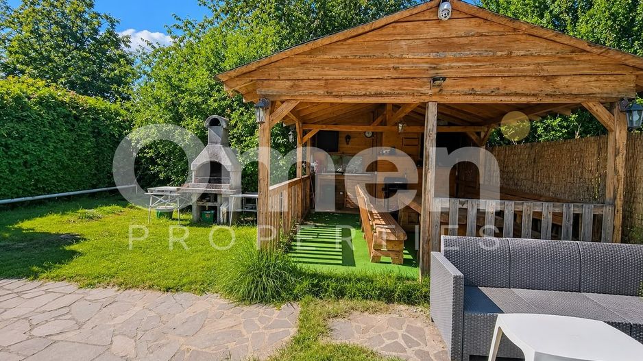 Casă P+M cu piscină și teren 1100 mp – Zona Vrancei, Baia Mare - Poză 13