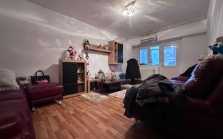 Apartament spațios cu 4 camere de vânzare! - Poză 8