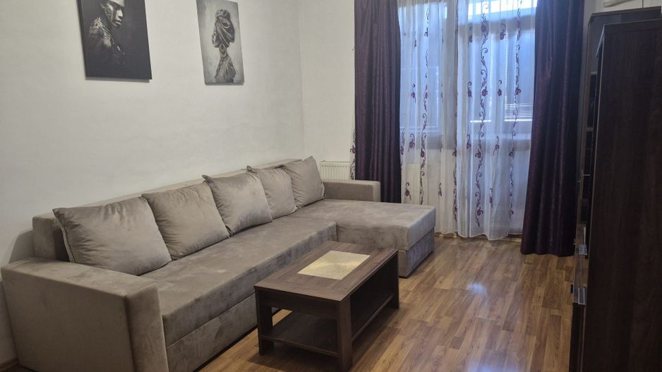 De inchiriat apartament cu 2 camere si loc de parcare, Cartierul Latin - Poză 1