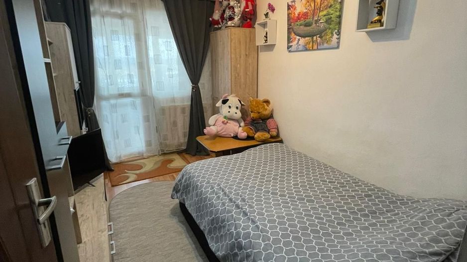 Duplex cu 4 camere de vânzare in Alba Iulia - Poză 3