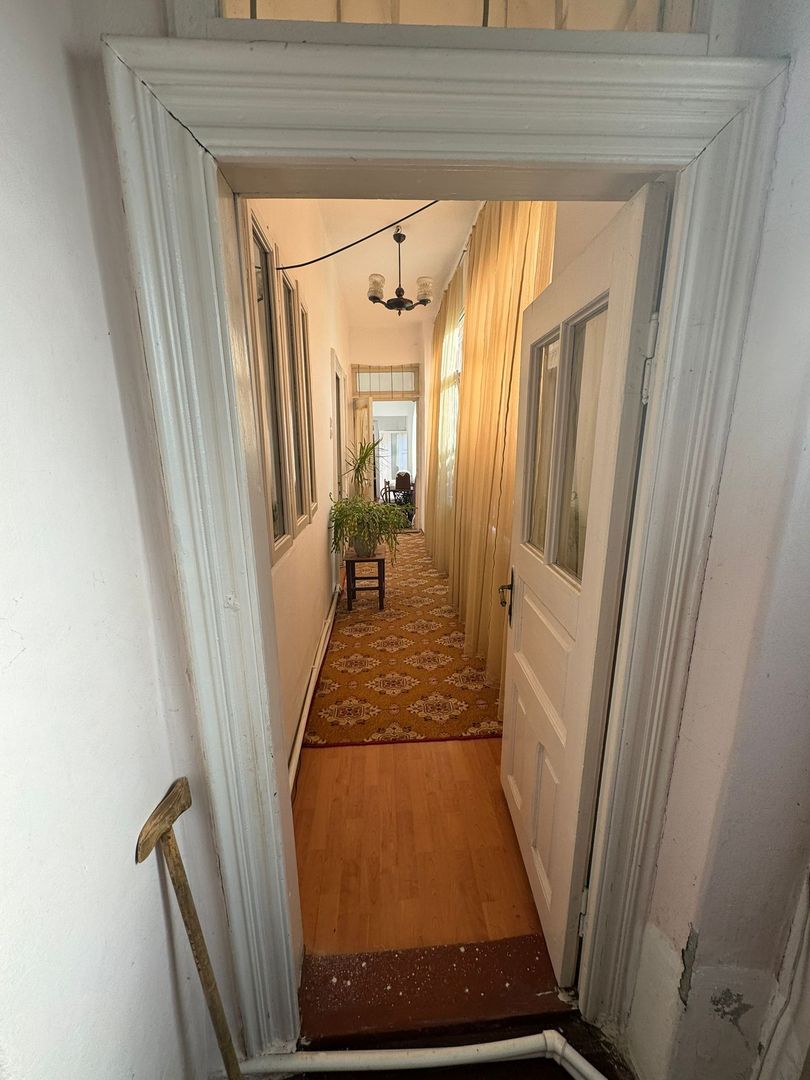 De vânzare  casă situată pe strada Mihail Sadoveanu - Poză 10