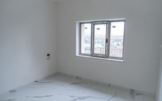 Apartament cu doua camere in bloc nou zona Pietricica. - Poză 3