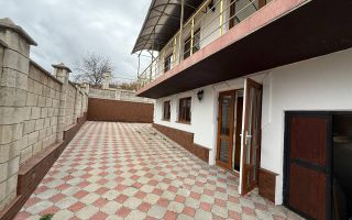 Chirie, casă, 5 camere, strada Sfântul Mihail, Băcioi - Poză 2