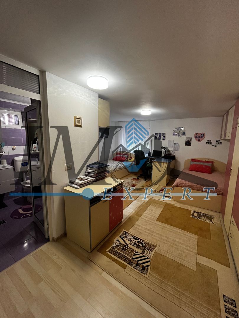 Casa renovata de vânzare in Lancram - Poză 4