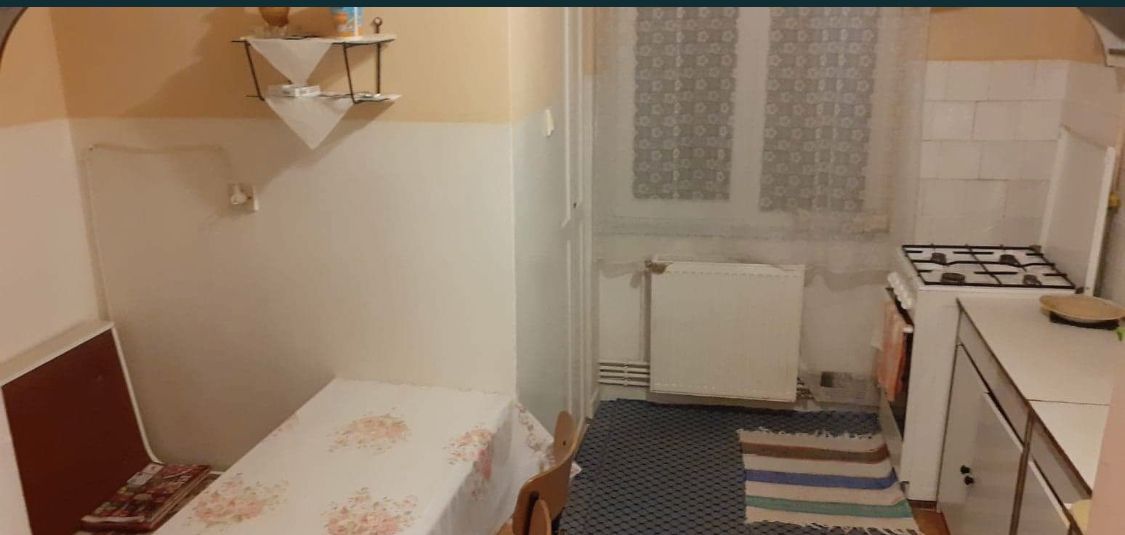 Apartament 3 camere aproape de centru - Poză 3